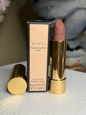 Gucci Matte Lipstick - 224 Eva Grape